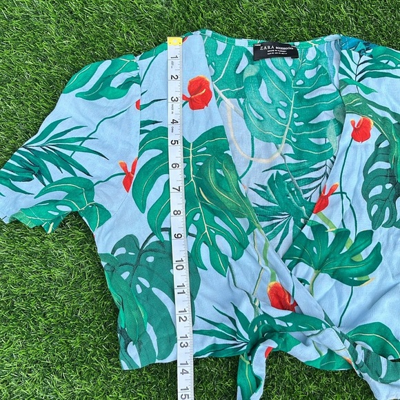 ZARA Tropical Crop Tie Front Top size X-small - Picture 4 of 6